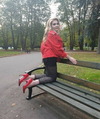 У меня множество услуг, которые расскажу чуть позже 😉 Я опытная и знаю, как доставить тебе настоящее удовольствие. Мои нежные руки и губы позволят тебе забыть о всех проблемах и погрузиться в мир блаженства. Встреча со мной станет для тебя незабываемым событием, а мои фото докажут это. Я живу в Москве и готова к приятной встрече прямо сейчас. Не упусти шанс испытать все самое лучшее со мной. Жду тебя! 💋 Анжела